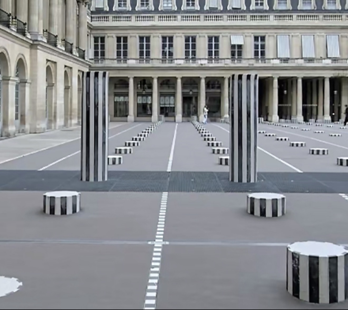Ritmo, Palais Royal
